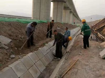 京张铁路线路项目部排水工程施工速报